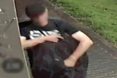 В Казани поймали серийного автовора, проверявшего двери машин