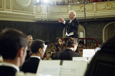 Conductor Vladislav Chernushenko passes away at 91