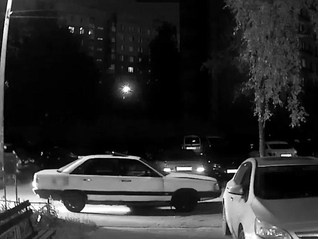 Преступники передвигаются на белой «Ладе» | Источник: Наталья Кузнецова / vk.com