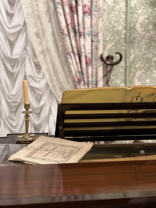 Выставки и катки ждут студентов и Татьян