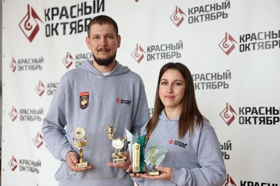 Red October Workers Attend Metallurgists' Family Meeting in Moscow