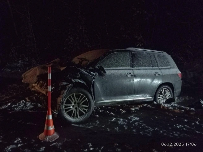 Один из автомобилей, пострадавших в столкновении. | Источник: Госавтоинспекция по Тюменской области 