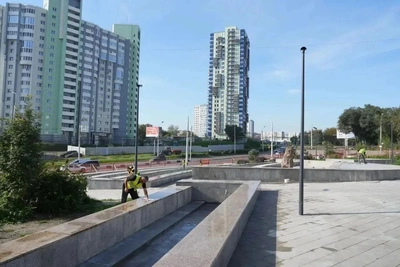 В Красноярске срывают ремонт тротуаров на Копылова