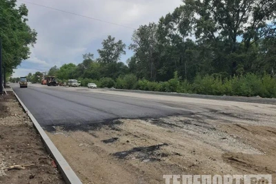 На улице Василенко в Благовещенске начали замену асфальта