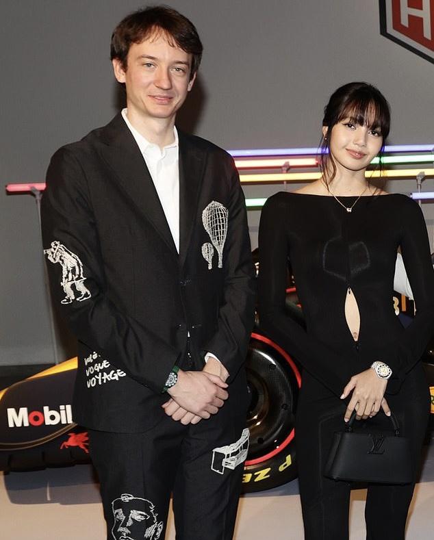 634x789_0x3CU1GpQ9_9122987125120814754.webp