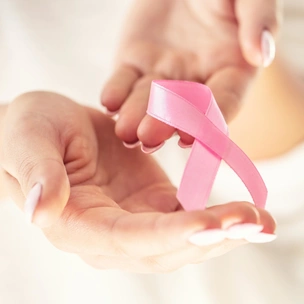 Розовый октябрь: Avon присоединяется к акции против рака груди