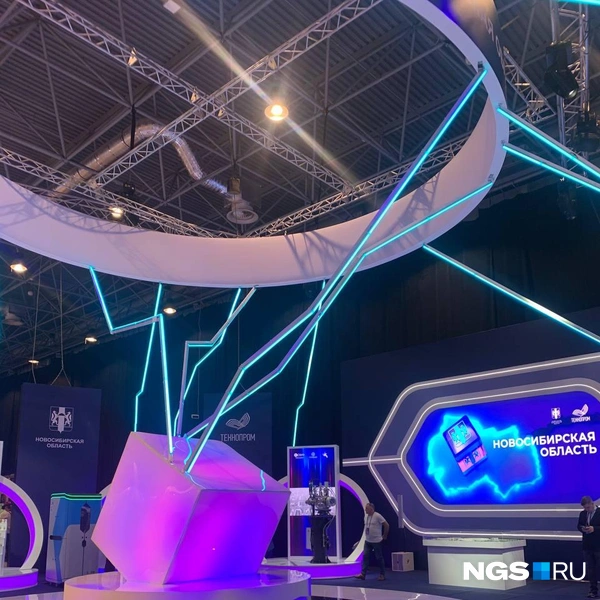 Оформление выставочной зоны было впечатляющим | Источник: Кристина Келлер / NGS.RU
