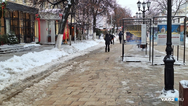 Состояние дороги на улице Почтовой | Источник: Мария Борзева / YA62.RU