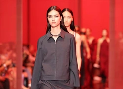 «Ужасный год» для Kering: продажи Gucci резко упали, показатели Saint Laurent и Balenciaga продолжили снижение