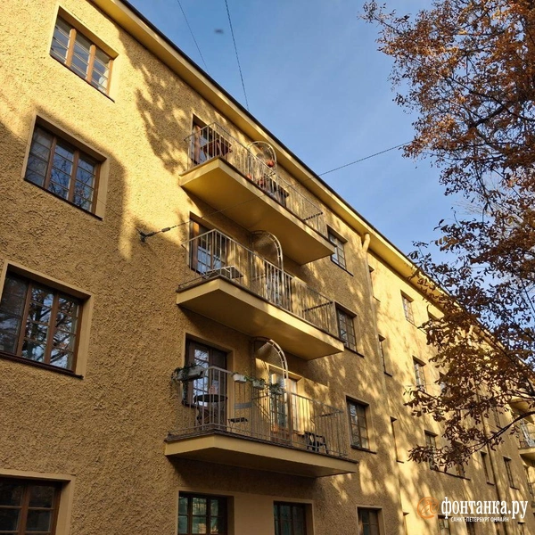 Дома, отремонтированные по программе Центра доступного жилья | Источник: Дарья Драй / «Фонтанка.ру»