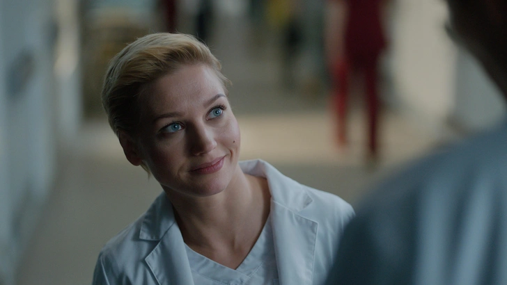 Кристина Асмус | www.starhit.ru