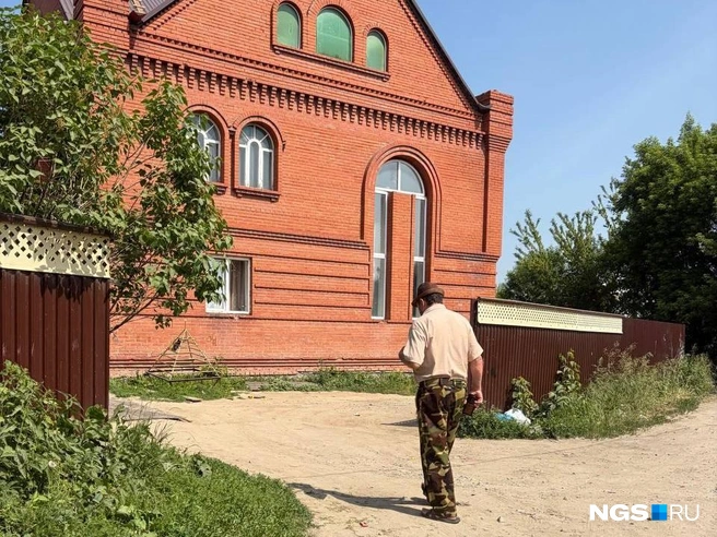 Каждый день цыганского барона наполнен хлопотами | Источник: Настасья Медведева / NGS.RU