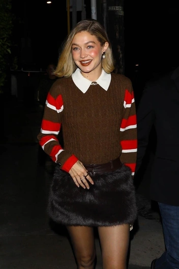 Джиджи Хадид отправилась на свидание в самой трендовой юбке сезона | marieclaire.ru