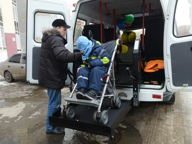 Ловите за три дня. Как на практике устроено социальное такси в Петербурге | Источник: Артём Устюжанин / E1.RU