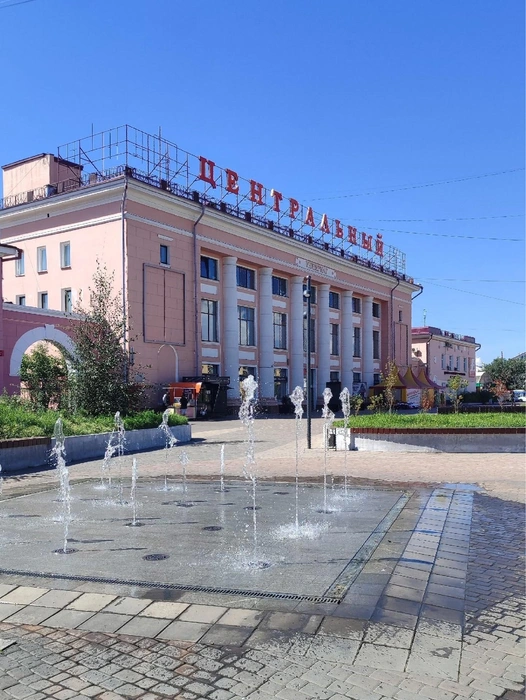 Центральный универмаг в Улан-Удэ | Источник: Павел Битюков / vk.com