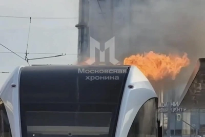 Трамвай загорелся у метро «Сокольники»: причина ЧП