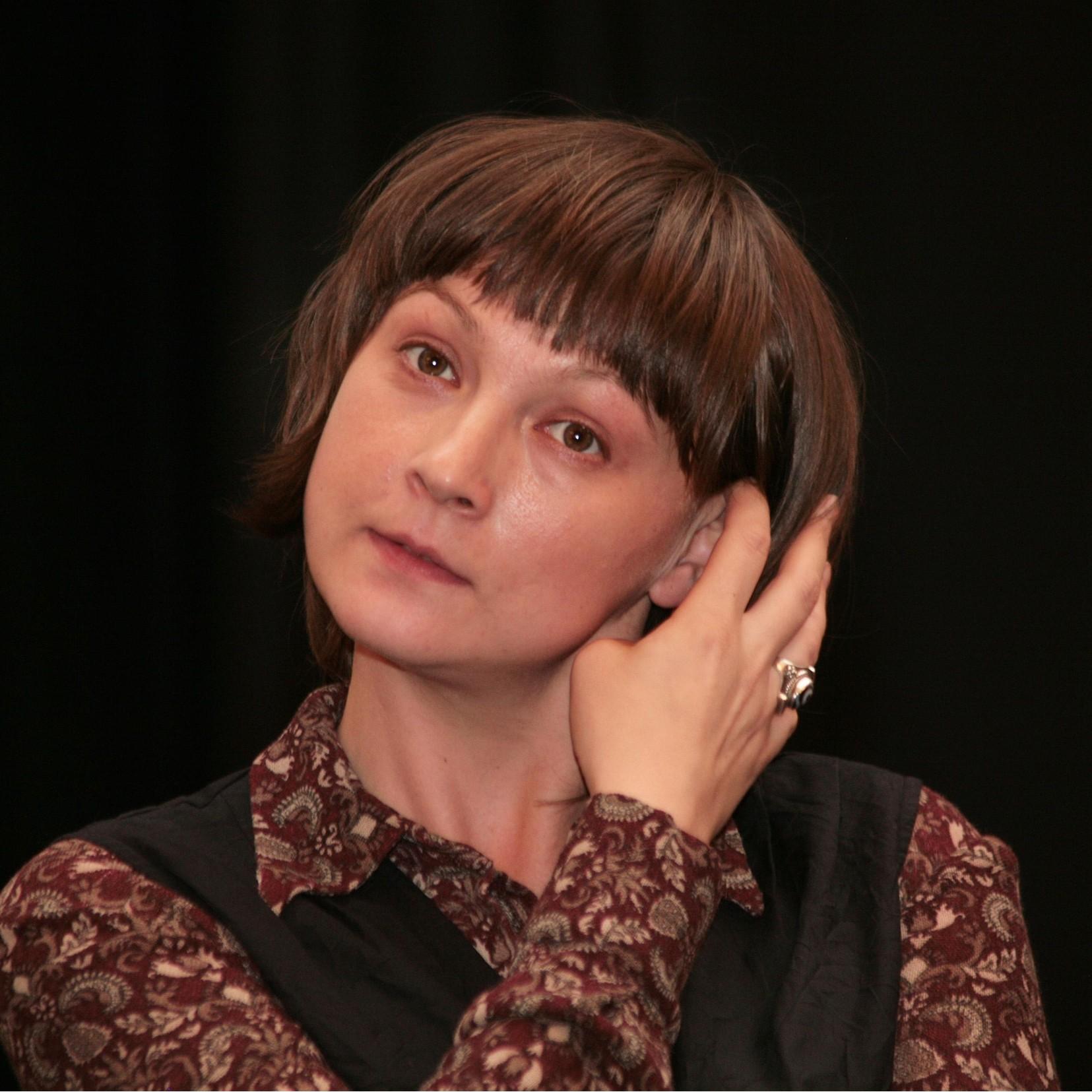 Как медленно угасала Ксения Качалина: превратила квартиру в бомжатник, ела с тараканами, рылась в помойках