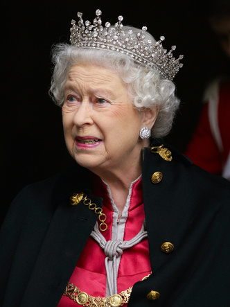 Неожиданная причина, почему королевские особы не любят носить тиары