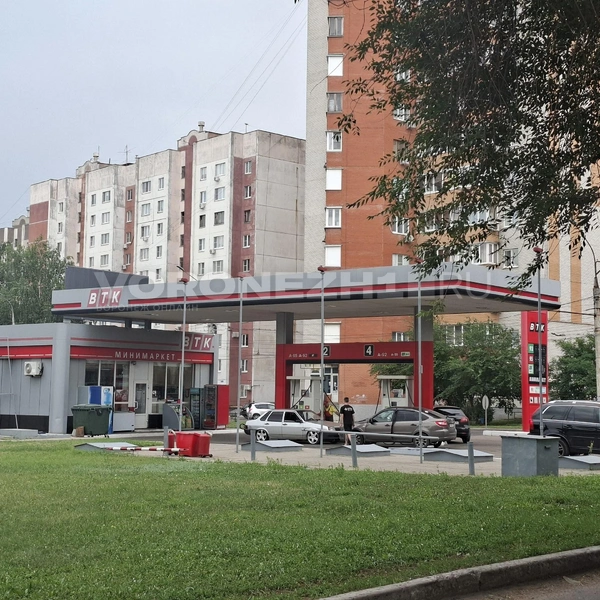 ВТК на Дорожной&nbsp;— табло пустое, но какие-то машины чем-то заправили, остальных&nbsp;— разворачивали | Источник: Алёна Воропаева /Voronezh1.ru