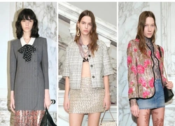 Прозрачные юбки, кружевные колготки и перерождение Rockstud: Главное о коллекции Valentino pre-fall 2026