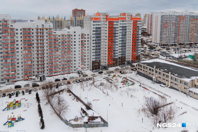 Видели когда-нибудь дворик внутри большого двора? | Источник: Мария Ленц / NGS24.RU