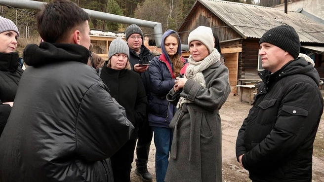 Сотрудники администрации встретились с волонтерами в приюте «Верный друг» 20 октября | Источник: «Сергей Анисимов» / Telegram