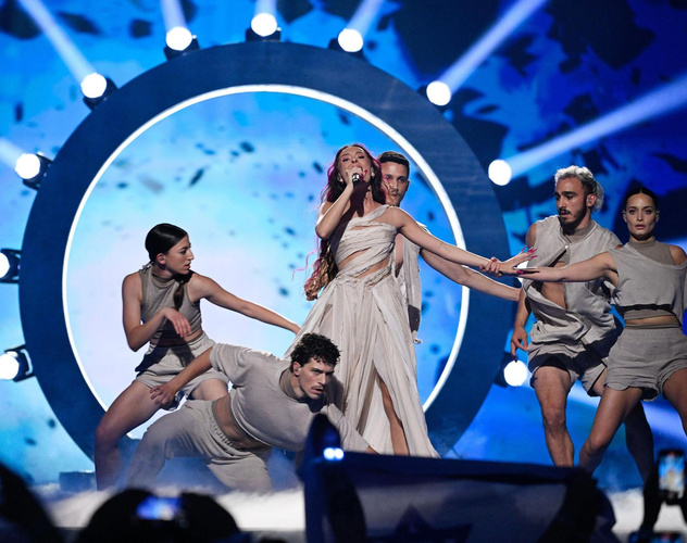 Эротическое шоу 56-летней испанки, травля израильтянки, провал британца: «Евровидение-2024» наделало шума