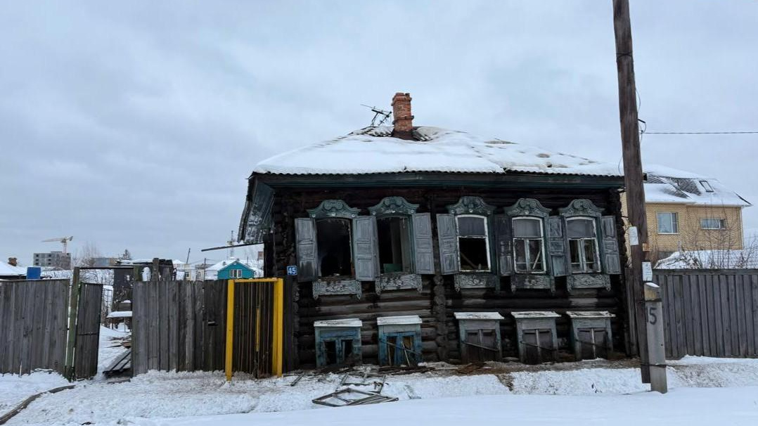 В Тюмени на пожарах погибли два человека