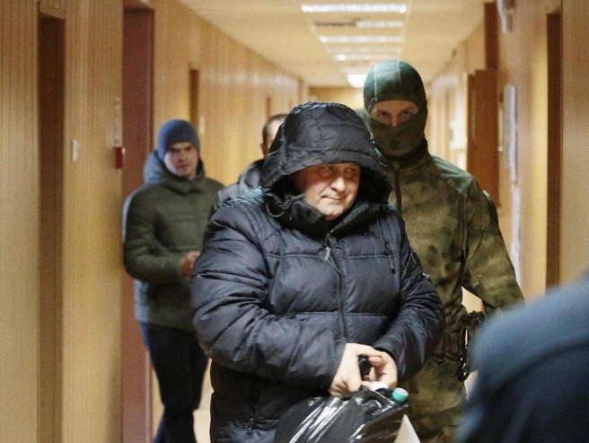 Владимира Белоносова доставили в суд и взяли под стражу после задержания сотрудниками УФСБ. Эти события произошли около восьми лет назад. | Источник: Илья Бархатов