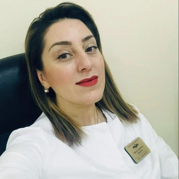 Ирина Барсегян успешно проводит лазерные хирургические вмешательства при хроническом тонзиллите и рините, а также занимается удалением полипов и кист | Источник: Многопрофильный медицинский центр «СТК Клиник»