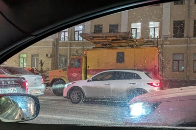 Волгоград встал в пробке на крупном перекрестке