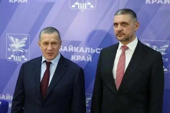 Осипов проводил своего шефа, полпреда президента в ДФО Трутнева