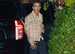 Голливудские токсики: Джастин Бальдони рассказал о «травмирующей» встрече с Райаном Рейнольдсом