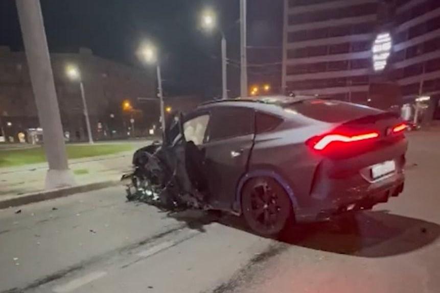 « - 200-250 /»:  —     BMW   