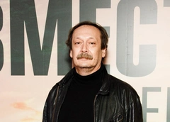 «Особо не копался в себе»: почему Владислав Ветров изменил жене с Сотниковой, вернулся и снова предал ее