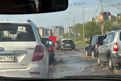 Потоп на Антонова-Овсеенко в Воронеже: отключение воды