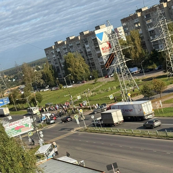 На месте работали полиция, медики, МЧС | Источник: Тутаев | Подслушано / Vk.com
