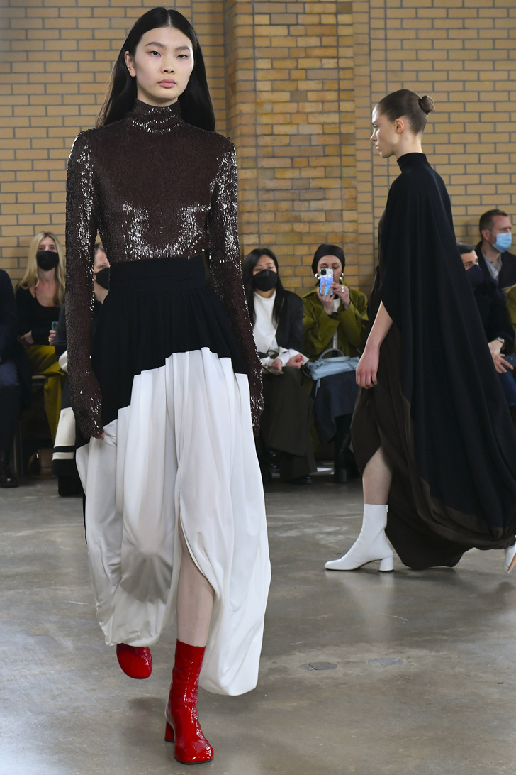 Больше никаких мини: юбки-баллоны Proenza Schouler, которые скрывают все недостатки и дарят уверенность в себе