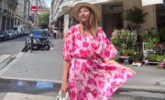 Ставим лайк: романтичные платья с цветочным принтом до 3000 рублей