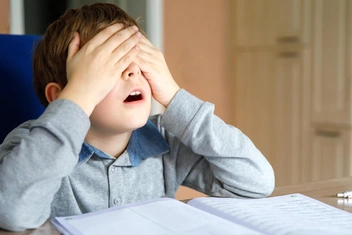 «Родители постоянно кричат на меня из-за мелочей и обвиняют в том, чего я не делал»