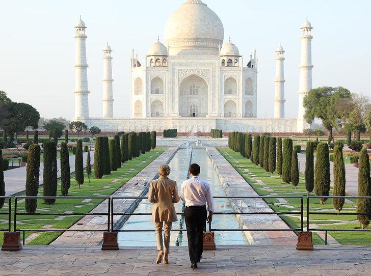 Все наряды индийского тура Брижит Макрон (5 из 6 – от Louis Vuitton)