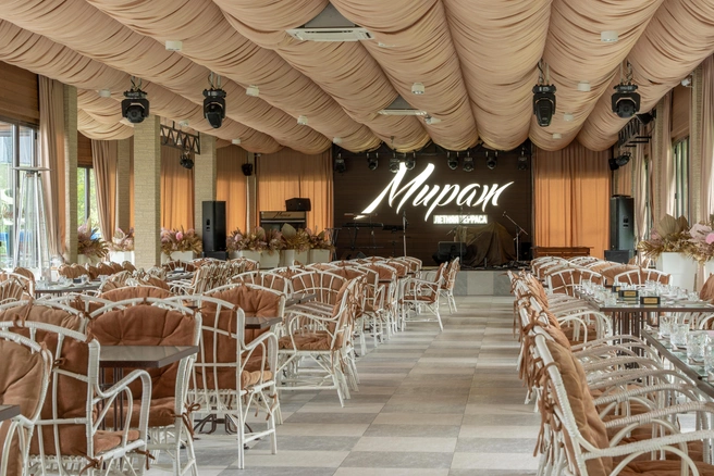 В структуре комплекса работает подразделение Mirage Event с собственным штатом организаторов. Это значит, что свадьба может быть выстроена «под ключ» | Источник: «Мираж»