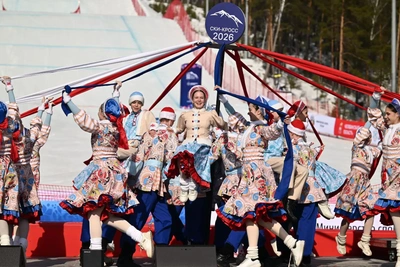 Текслер открыл Кубок чемпионов по фристайлу в ски-кроссе