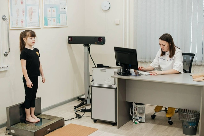 Врачи проводят тщательные обследования во время приема | Источник: Ксения Зимина