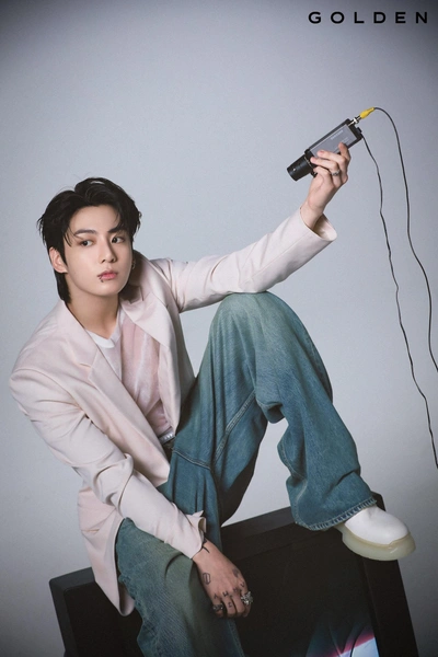 Источник: BIGHIT MUSIC