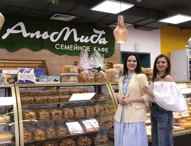 Источник: almiga_kafe / Instagram (экстремистская организация, деятельность запрещена на территории РФ)