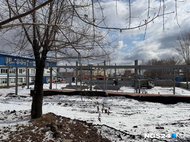 У будущего павильона появился каркас | Источник: читательница NGS24.RU