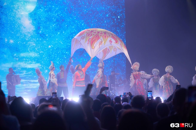 Солнце зажглось на сцене! | Источник: Роман Данилкин / 63.RU 