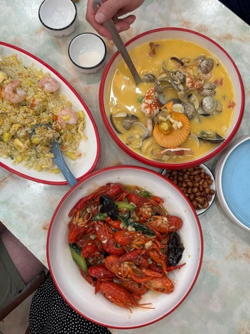 В местных ресторанах оказались гигантские порции | Источник: Полина Теплова