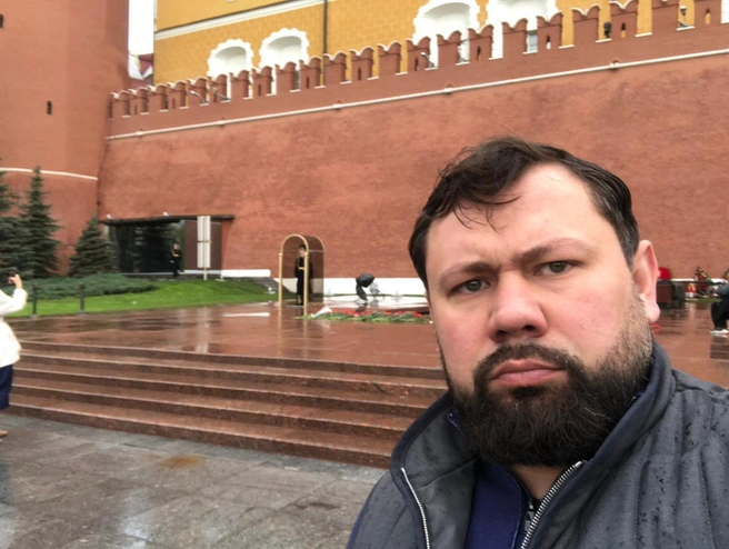 А так Гилязов выглядел в июне во время командировки в Москву | Источник: источник UFA1.RU